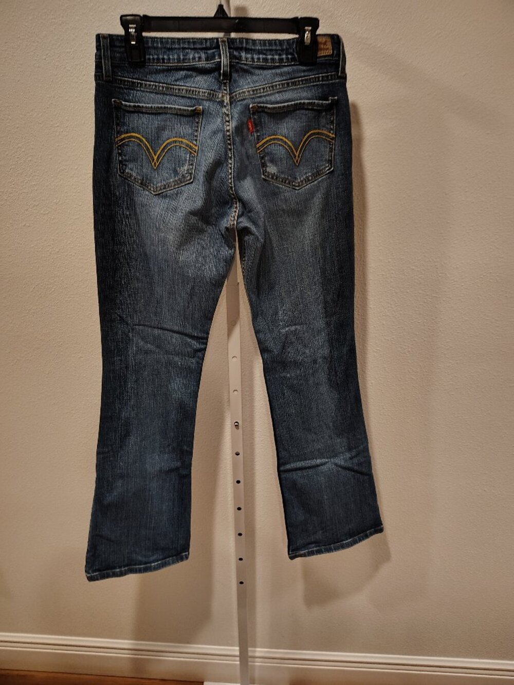 Levi's 518 Superlow Bootcut Jeans Size 9 M Red Tab 5 Pocket Stretch Zip Fly Blue